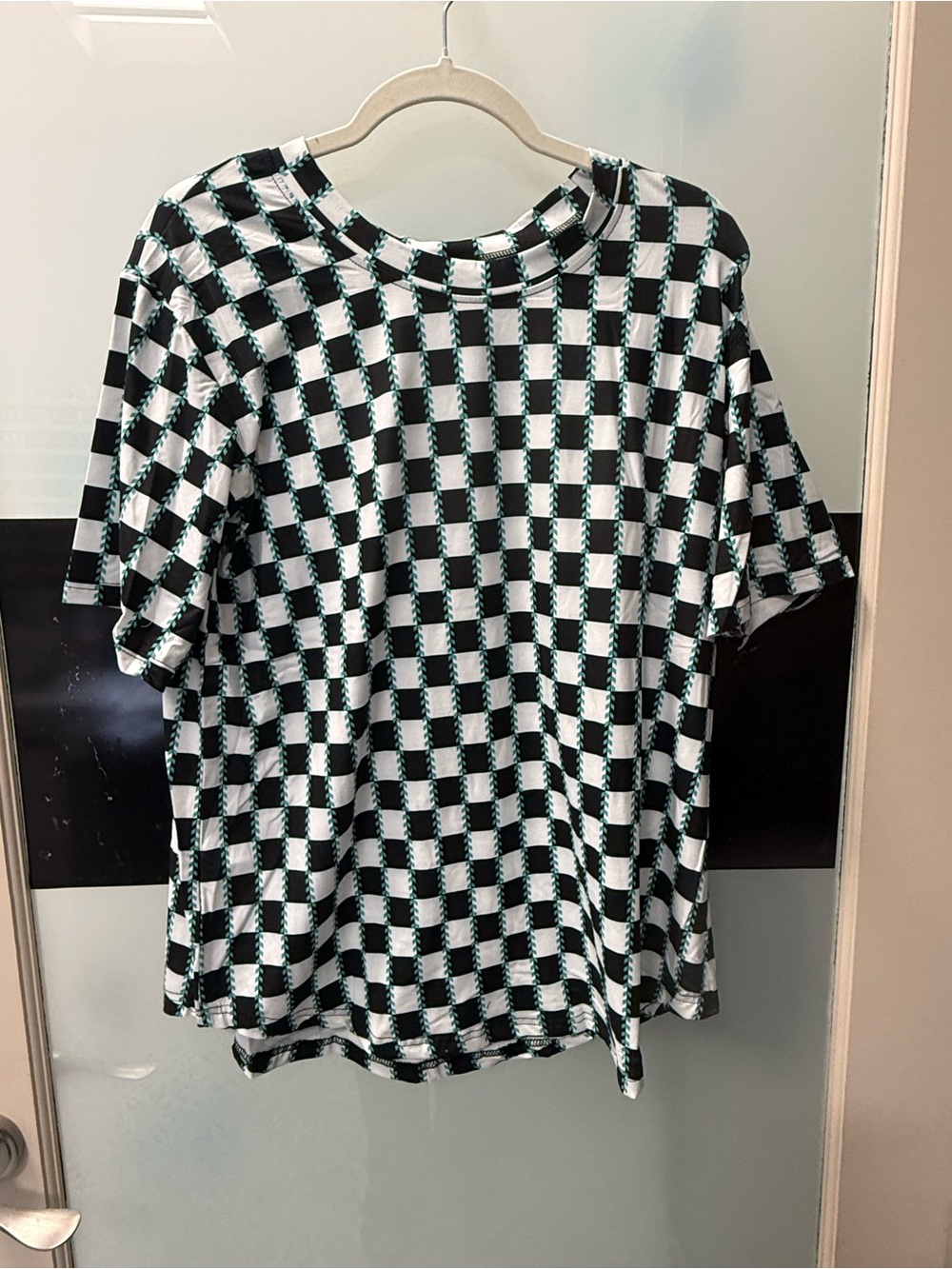 Women's Black & White Check Plaid Short Sleeve Tee
